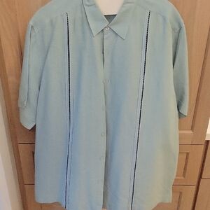 Cubavera Men's Light Blue Short Sleeve Shirt